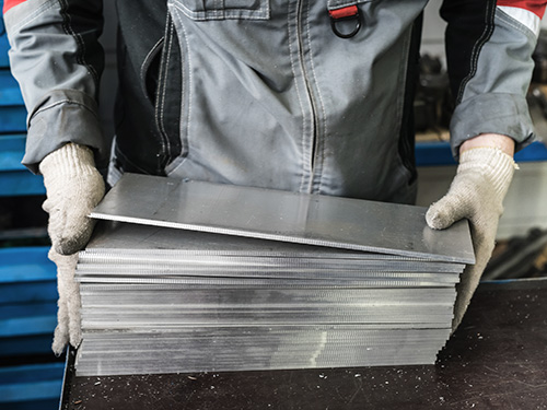 Choosing the Right Metal for Your Project: Steel vs. Aluminum vs. Stainless